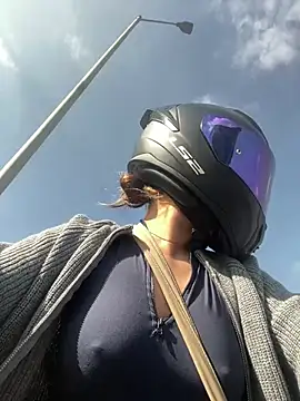 aleessiia online show from 04/22/26, 01:12