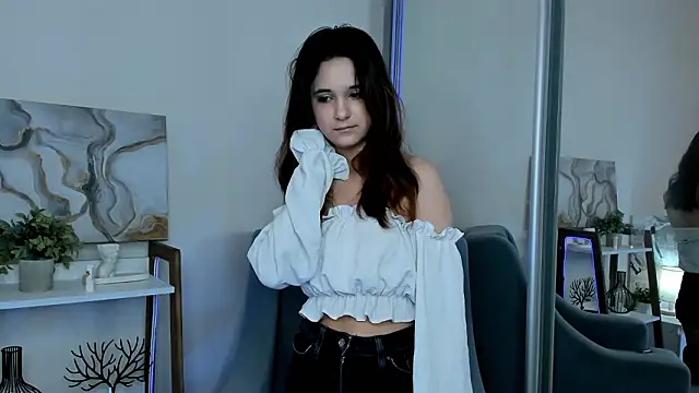 GrayceVavra online show from 03/04/26, 01:06