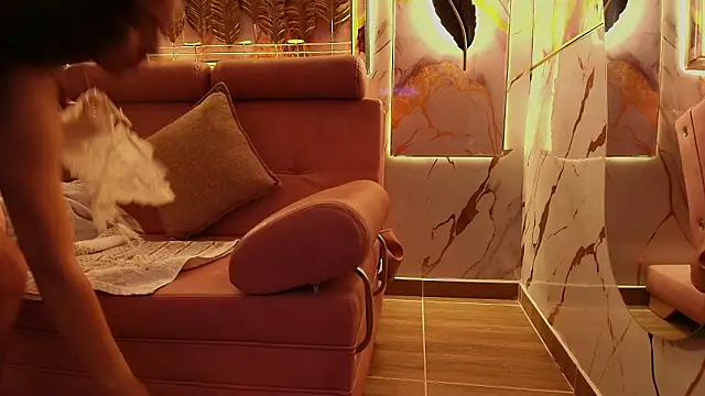 Snapshot of SilkNyx chatting on 02/19/26, 08:27 SilkNyx online show from 02/19/26, 08:27