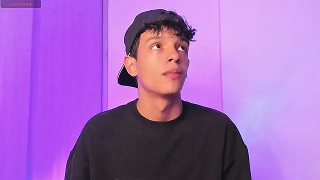 Snapshot of Maxfrost1 chatting on 03/01/26, 10:12 Maxfrost1 online show from 03/01/26, 10:12