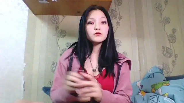 yourcutevikki online show from 02/24/26, 05:11