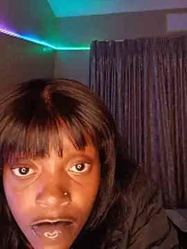 Snapshot of Ebony_Colossus chatting on 06/20/26, 05:38 Ebony Colossus online show from 06/20/26, 05:38