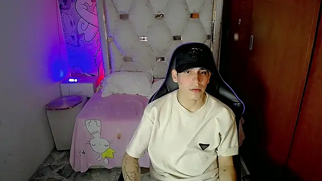 Snapshot of Bby_cash_ chatting on 02/25/26, 08:51 Bby cash online show from 02/25/26, 08:51