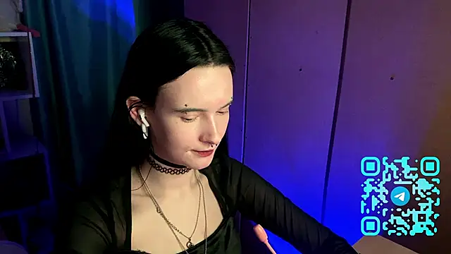 MabelDefina online show from 03/26/26, 11:05