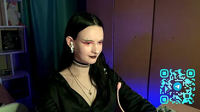 MabelDefina online show from 04/04/26, 01:08