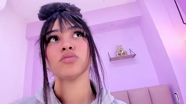 camila scoth online show from 03/11/26, 12:11