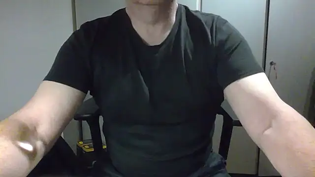 Snapshot of ViveLaFrance2026 chatting on 03/02/26, 07:43 ViveLaFrance2026 online show from 03/02/26, 07:43