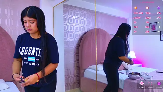 Khloe Moon online show from 04/17/26, 07:50