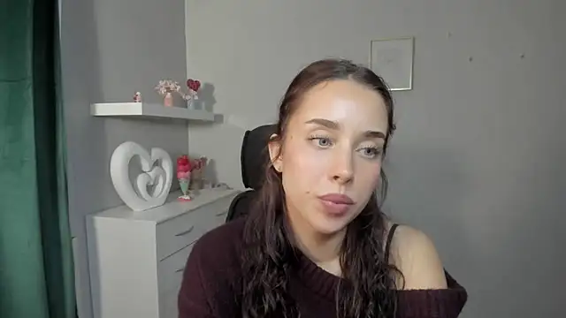 AdeleSolo online show from 04/22/26, 05:32