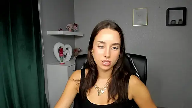 AdeleSolo online show from 07/02/26, 05:24