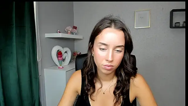 AdeleSolo online show from 07/14/26, 12:33