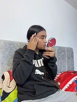 I Samanthaa online show from 04/24/26, 12:35