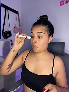I Samanthaa online show from 07/21/26, 10:56
