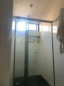 noa blue online show from 03/16/26, 01:37