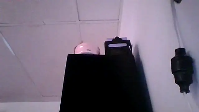 pocahontas hotty online show from 04/01/26, 06:05