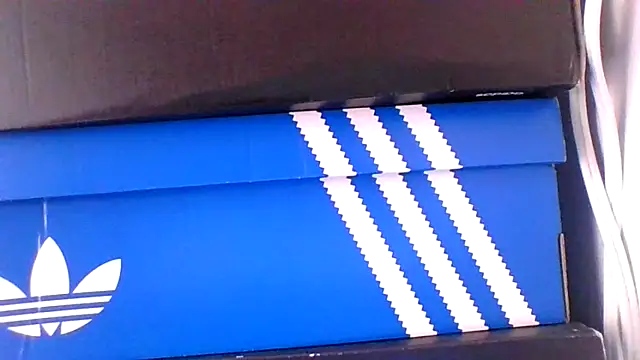 pocahontas hotty online show from 04/24/26, 06:54