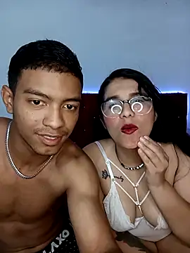 Snapshot of Nucita_hot69 chatting on 02/22/26, 04:13 Nucita hot69 online show from 02/22/26, 04:13