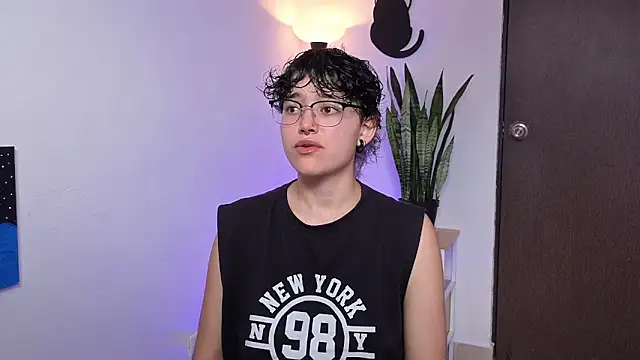 jeroharper  online show from 04/14/26, 07:31