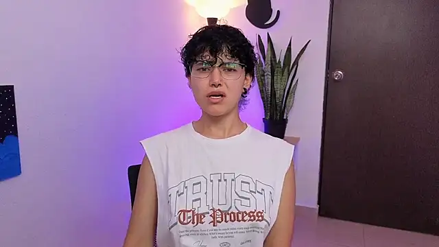 jeroharper  online show from 04/15/26, 09:26