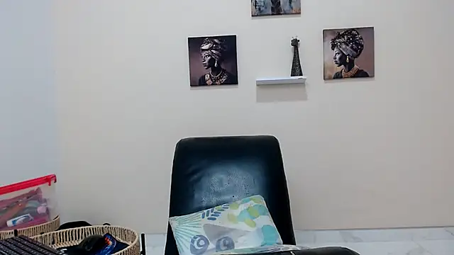 skinnysexy18 online show from 04/24/26, 02:41