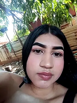 Snapshot of Julianiss chatting on 03/01/26, 06:32 Julianiss online show from 03/01/26, 06:32