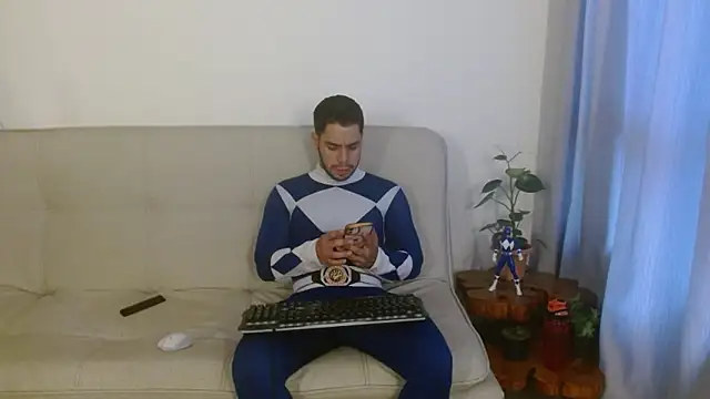 Snapshot of axellblue chatting on 02/25/26, 11:03 axellblue online show from 02/25/26, 11:03