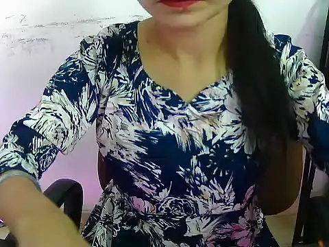 Snapshot of Hotsurbhi chatting on 03/12/26, 04:18 Hotsurbhi online show from 03/12/26, 04:18