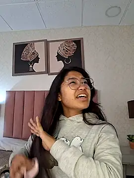 SweetMilie gh online show from 04/23/26, 03:19