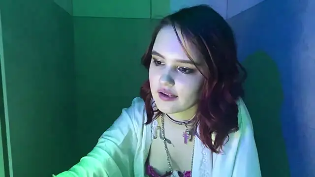 AmaliaJess online show from 03/18/26, 05:05