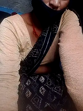 Snapshot of Vidya_Balan143 chatting on 05/17/26, 05:05 Vidya Balan143 online show from 05/17/26, 05:05