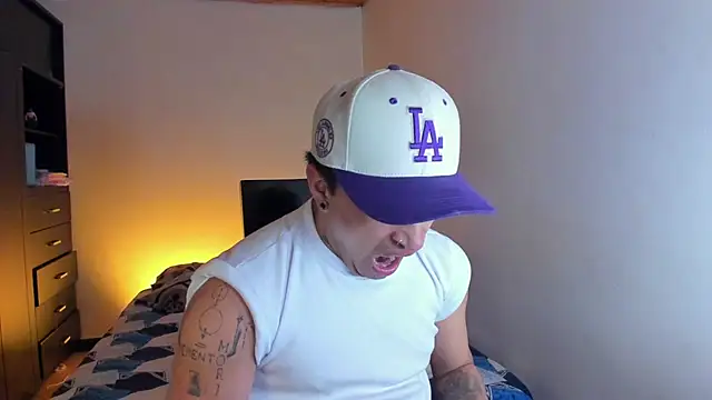 Jhon Sara online show from 03/23/26, 02:21