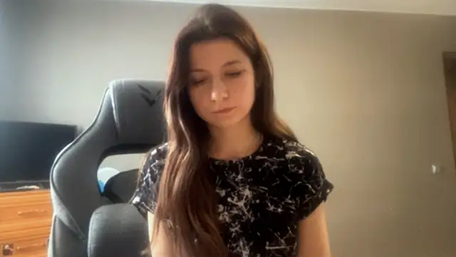 Snapshot of LunnaBliss chatting on 02/24/26, 11:19 LunnaBliss online show from 02/24/26, 11:19