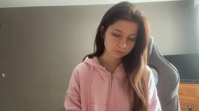 Snapshot of LunnaBliss chatting on 02/26/26, 08:13 LunnaBliss online show from 02/26/26, 08:13