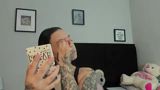 sabbrand0111 online show from 04/14/26, 08:48