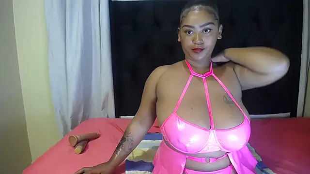 sexydiamond15 online show from 05/01/26, 03:55
