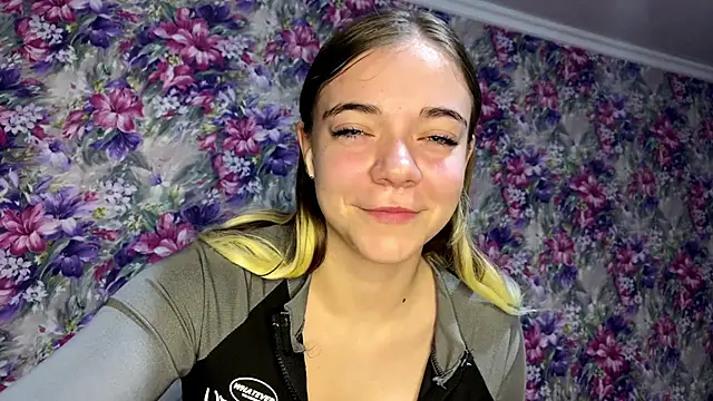 Snapshot of StephanieMarin chatting on 02/28/26, 01:45 StephanieMarin online show from 02/28/26, 01:45