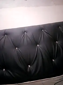 osito19cm online show from 02/24/26, 12:19