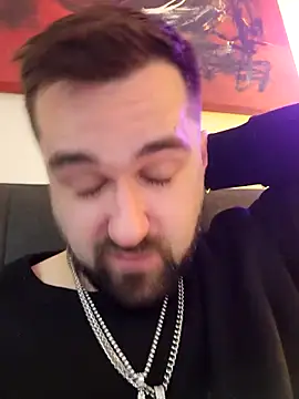 LargeLith online show from 04/06/26, 09:27