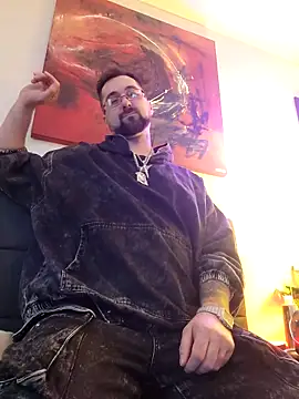 LargeLith online show from 04/07/26, 09:26