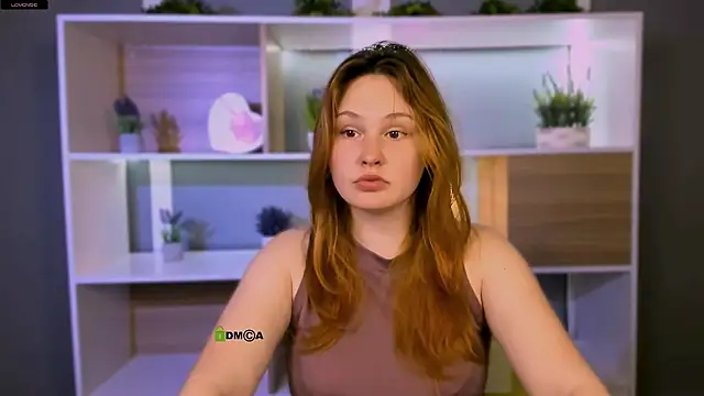 polly-cute online show from 04/26/26, 07:11