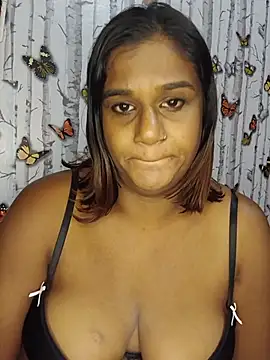 Snapshot of indianstrawberrylips4u chatting on 05/29/26, 09:13 indianstrawberrylips4u online show from 05/29/26, 09:13