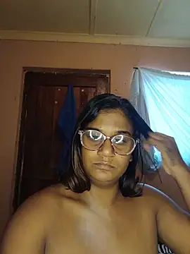 Snapshot of indianstrawberrylips4u chatting on 06/03/26, 06:05 indianstrawberrylips4u online show from 06/03/26, 06:05
