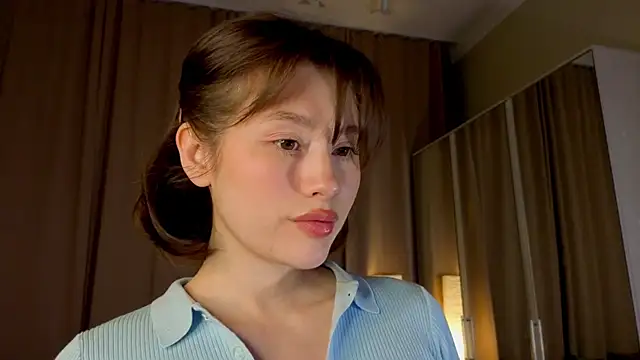 Snapshot of SherryBoone chatting on 03/01/26, 06:10 SherryBoone online show from 03/01/26, 06:10