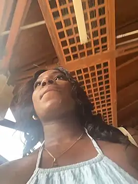 ZarahFerreira online show from 04/05/26, 09:45