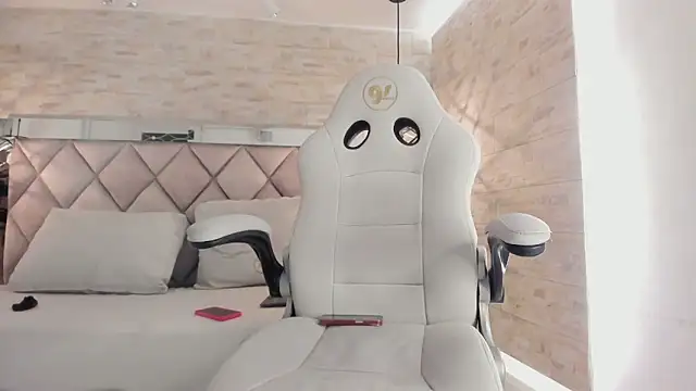 bella novoa online show from 03/27/26, 08:26