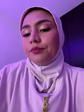 Snapshot of Darsha_Khemu chatting on 06/20/26, 10:34 Darsha Khemu online show from 06/20/26, 10:34