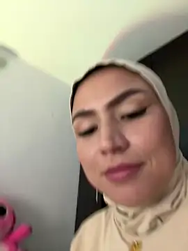 Snapshot of Darsha_Khemu chatting on 07/22/26, 10:34 Darsha Khemu online show from 07/22/26, 10:34