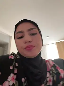 Snapshot of Darsha_Khemu chatting on 07/23/26, 09:13 Darsha Khemu online show from 07/23/26, 09:13