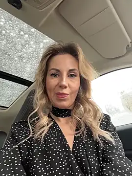 Snapshot of LisaMurr chatting on 03/02/26, 09:38 LisaMurr online show from 03/02/26, 09:38