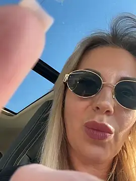 LisaMurr online show from 03/13/26, 09:05